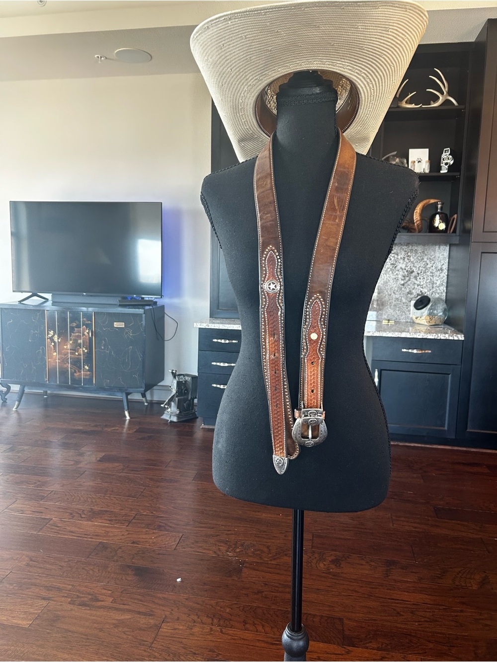 Western Genuine Leather Concho Belt 47” Cowboy Rodeo